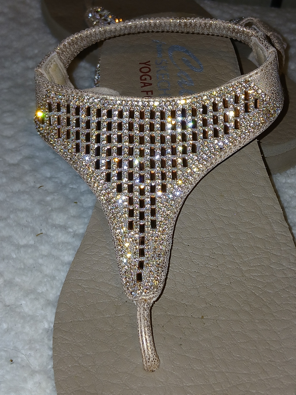 Skechers Women's Beige Rhinestone Thong Sandals - Picture 5 of 6